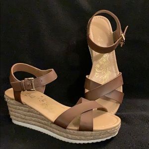 Brash espadrille sandals size 7.5